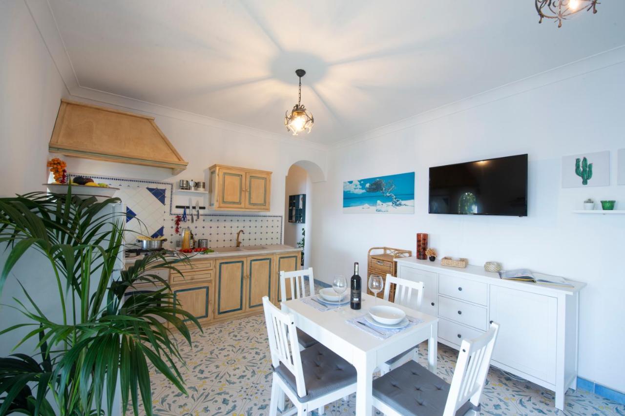 דירות פראינו Sea Side Solandra מראה חיצוני תמונה